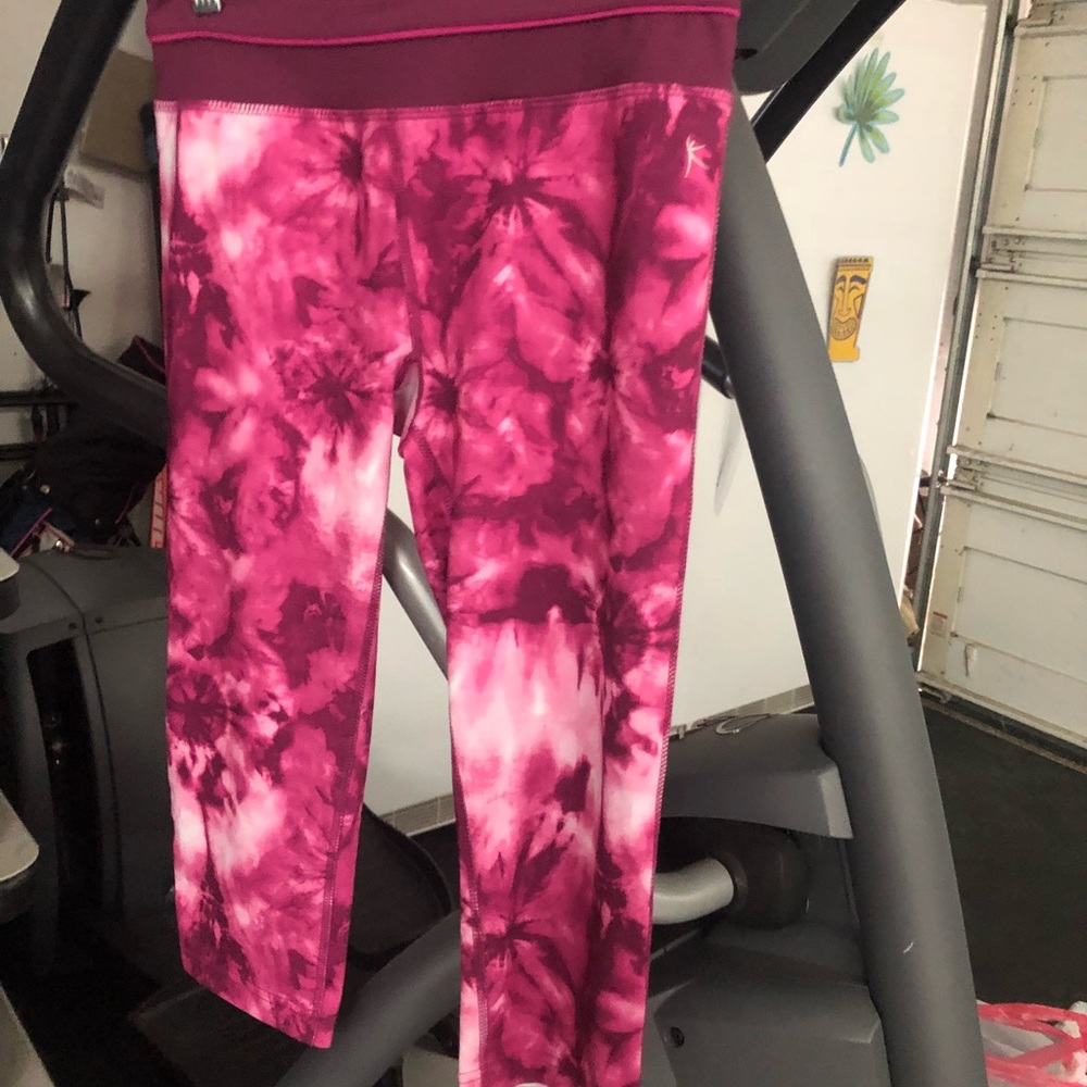 Cropped workout pants